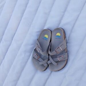 🏷3/$15 Maui Island kids Sandals